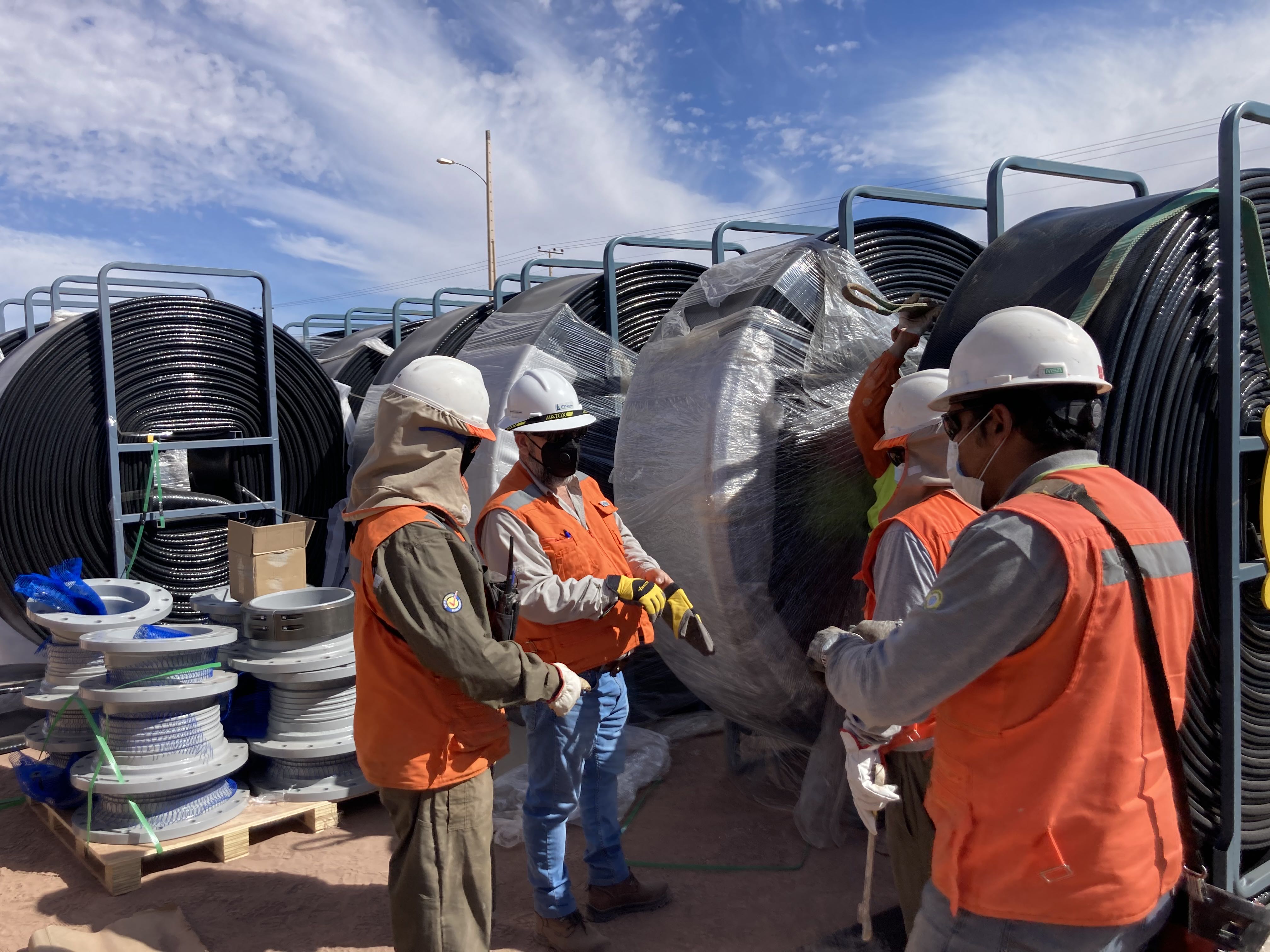 Why more customers choose TPU layflat hose to transport water in oilfield ?